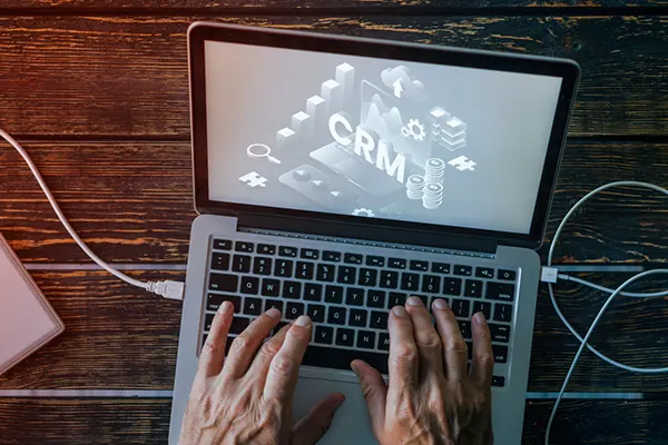 به چه دلیل باید CRM را در اولویت قرار دهیم؟